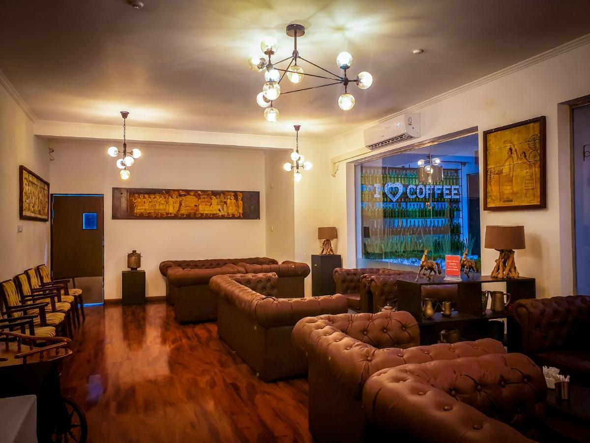 Pearl Royal Hotel, Коломбо Екстериор снимка
